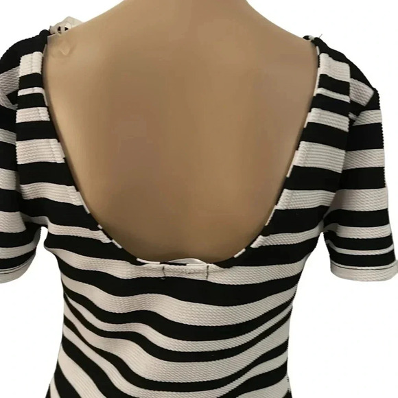 NWT Guilty striped sheath midi dress,Sm, low back,scoop neck ,coastal,summer - Picture 7 of 8